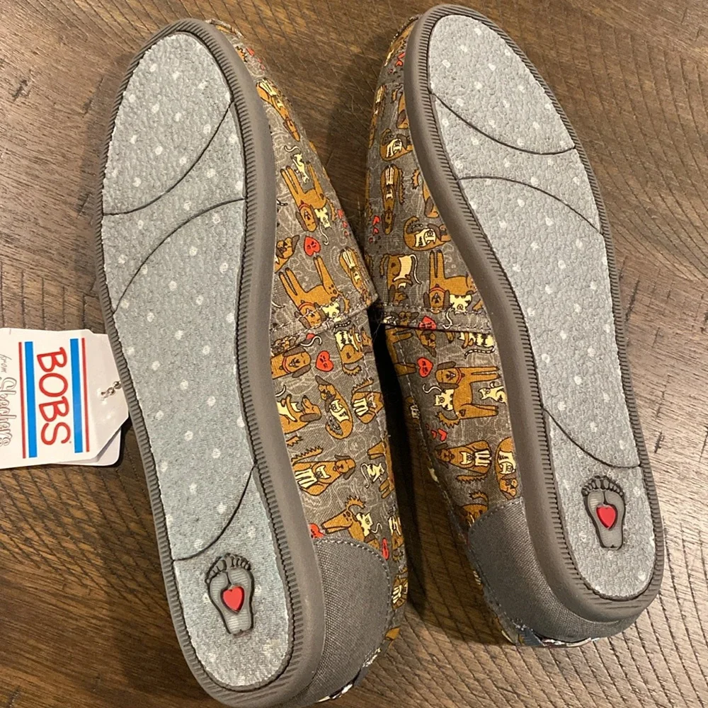 BOBS from Skechers grey skip
